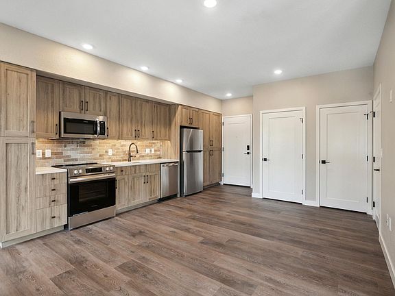 4th image of 5845 Arapahoe Ave #2B-2Ba-906Sqft