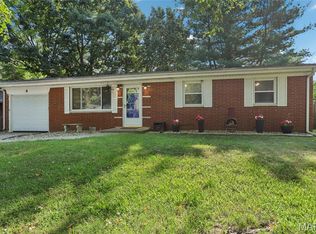 4 Toni Ct, Collinsville, IL 62234
