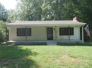 853 McGregor Rd, Winston Salem, NC 27103