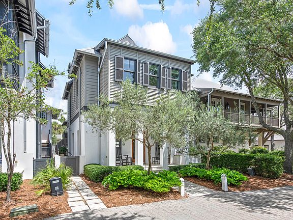 3rd image of 190 E Water St