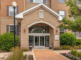 2676 Stone Cir UNIT 108, Geneva, IL 60134