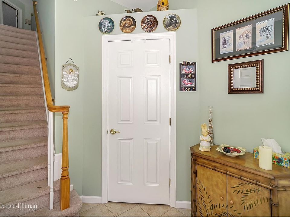 1st image of 44 Rose Ln