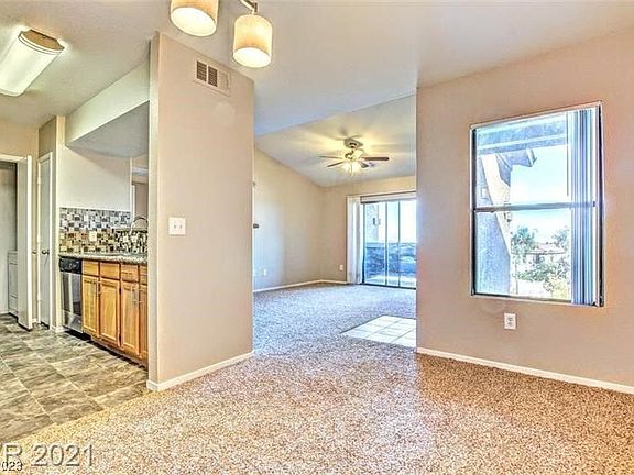4th image of 45 Maleena Mesa St APT 723