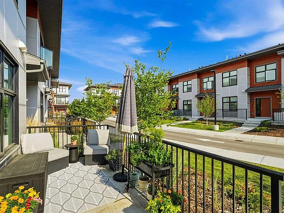 4th image of 400 S Belmont St SW #605