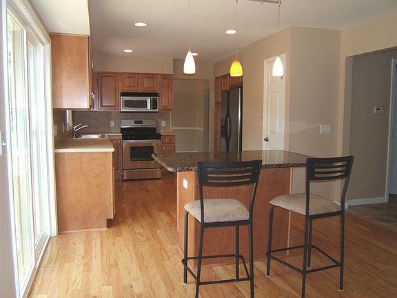 3rd image of 6485 Scarborough Dr SE #1