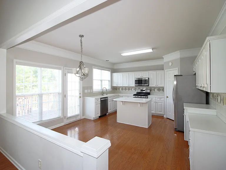 225 Thamesmar Ln — Photo 9