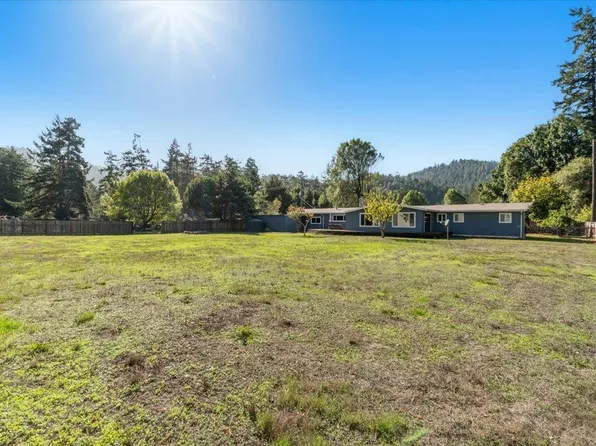 62 Chapman Ln, Carlotta, CA 95528