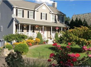 289 Beardsley Rd, Shelton, CT 06484