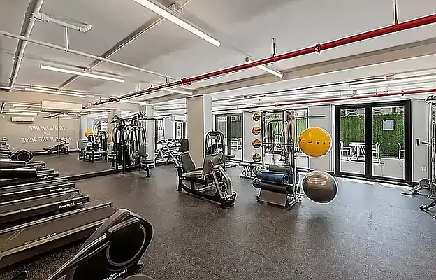 Rented by REAL New York | media 51