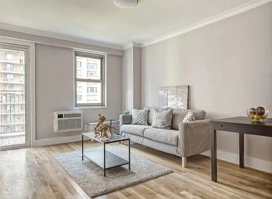 50 W 93rd St — Photo 1
