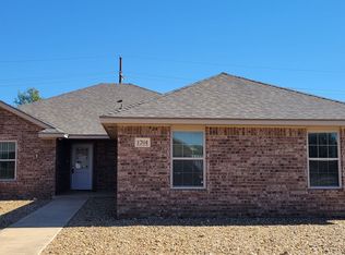 1701 Lucile Ln, Clovis, NM 88101