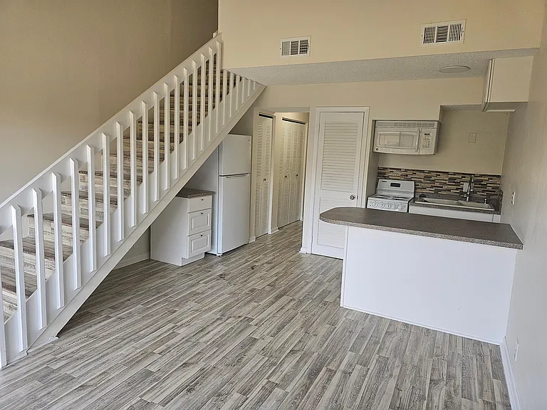1255 Ponce Island Dr #712 — Photo 8