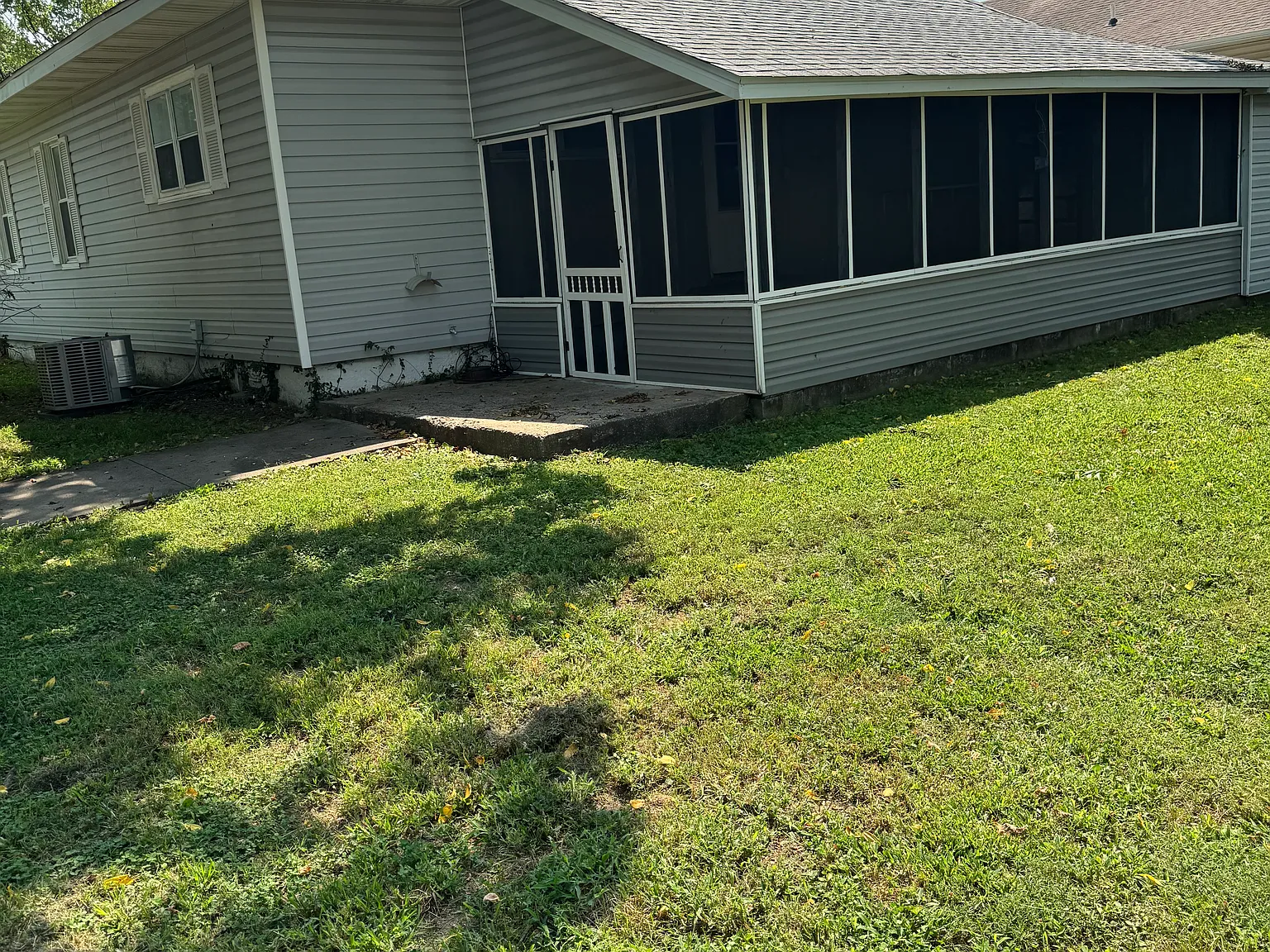 2 bed, 1200 sqft, $980 — Photo 1