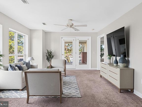 3rd image of 903 Canning House Row