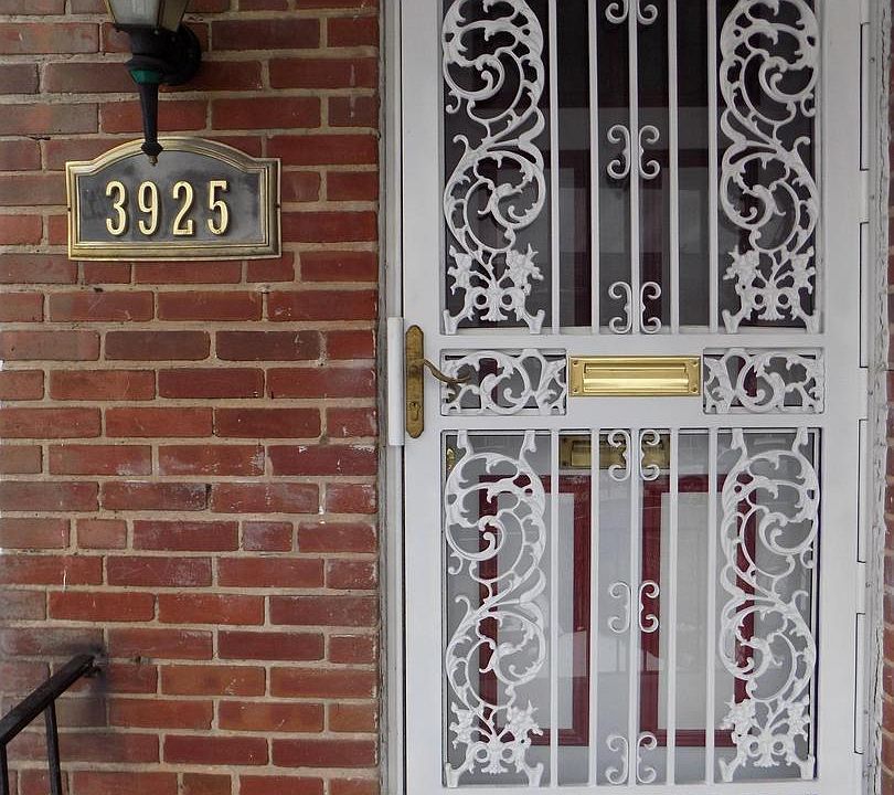 1st image of 3925 Colborne Rd