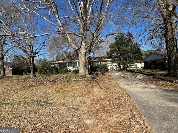 685 Bedford Dr, Hull, GA 30646