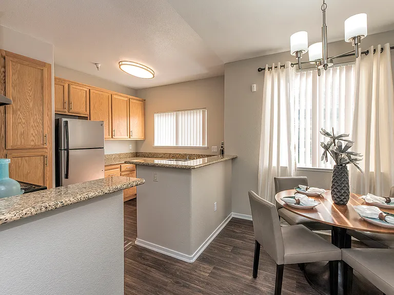Atwood Apartments — Photo 3