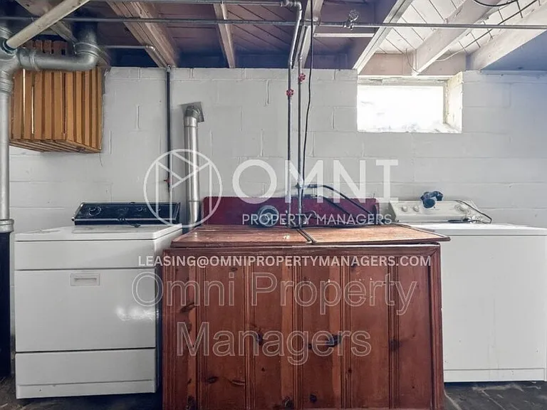 11529 Roxbury St — Photo 38
