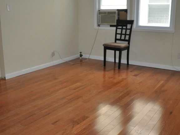 3rd image of 1662 E 32nd St APT 2