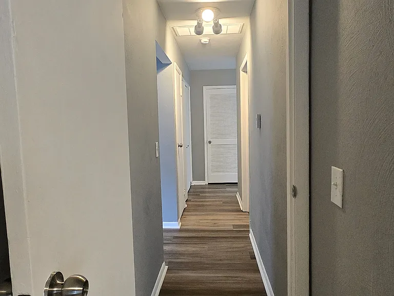616 E 34th St — Photo 5