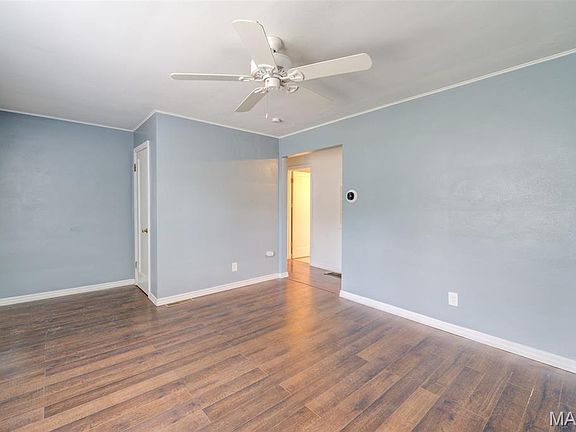 3rd image of 6119 Garfield Ave