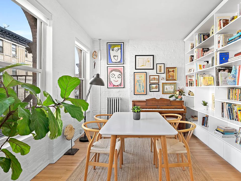 1st image of 224 E 7th St APT 13