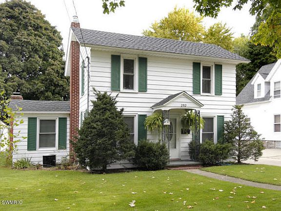 2nd image of 252 W Orleans St