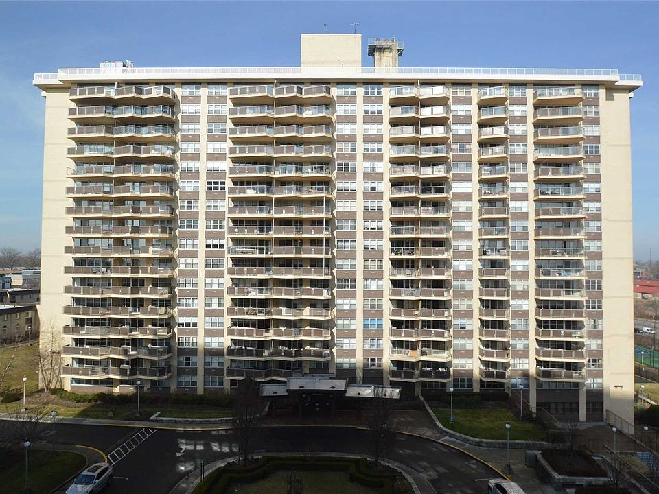 1st image of 18-05 215th St APT 11S