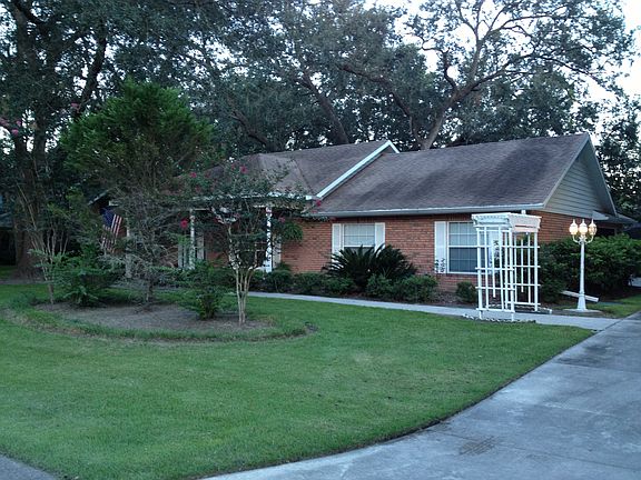 2nd image of 25423 SW 17th Ave