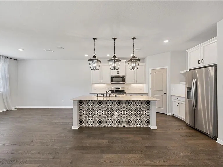 2605 Acoma Ln — Photo 7