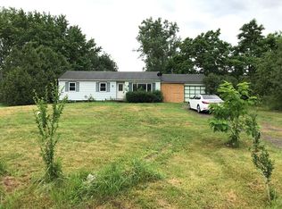 627 Parma Center Rd, Hilton, NY 14468