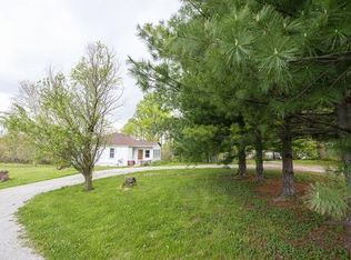 1 Walnut Heights Rd, Bedford, IN 47421