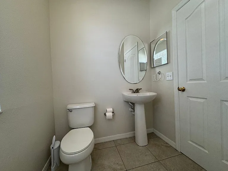 3548 Peppervine Dr — Photo 13