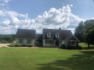 200 Earles Fort Rd, Landrum, SC 29356