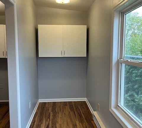 3rd image of 932 Pope Ave #2