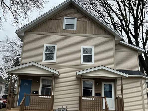 722 Seneca Pl, Elmira, NY 14904