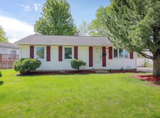 327 Mark Ave, Glendale Heights, IL