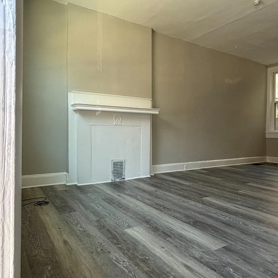 3 bed, 1.0 bath, 872 sqft, $1,450 — Photo 4