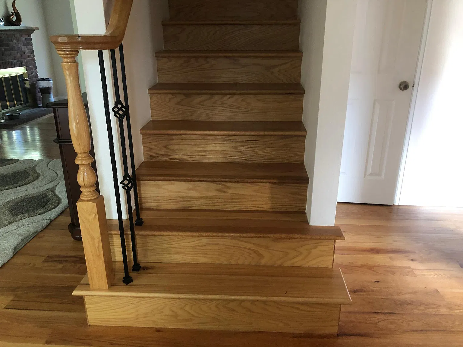 3 bed, 2.5 bath, 2580 sqft, $800 — Photo 4