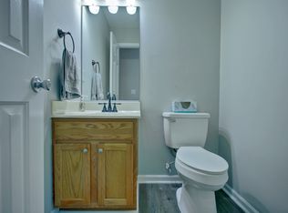 52 Locksley Dr, Hampton, VA 23666