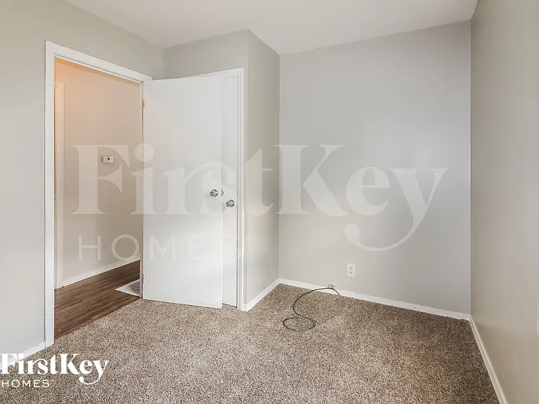 9312 Stark Ave — Photo 9