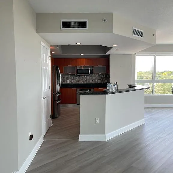 241 Riverside Dr — Photo 34