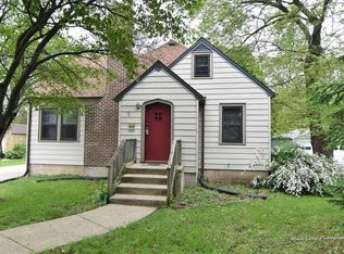 365 Vandalia St, Elgin, IL 60123