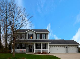 314 Dakota Ct, Mishicot, WI 54228
