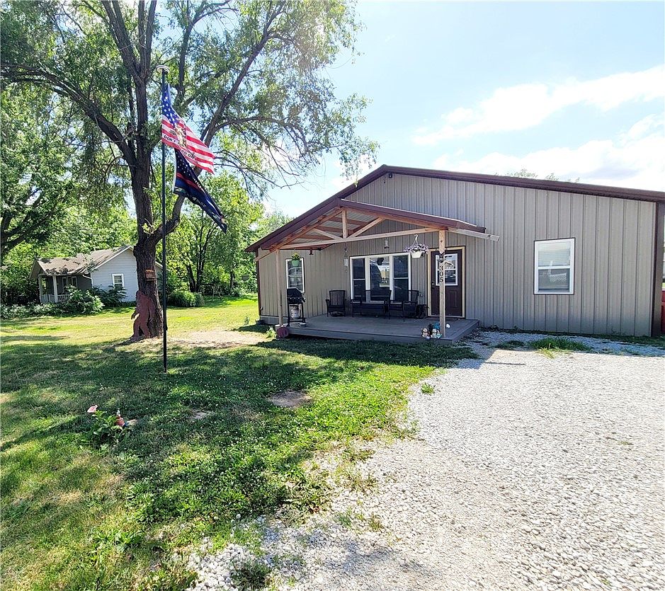 305 SW 1st St, Melcher, IA 50163 Zillow