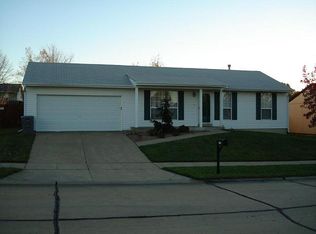 1322 Manuka Dr, O'Fallon, MO