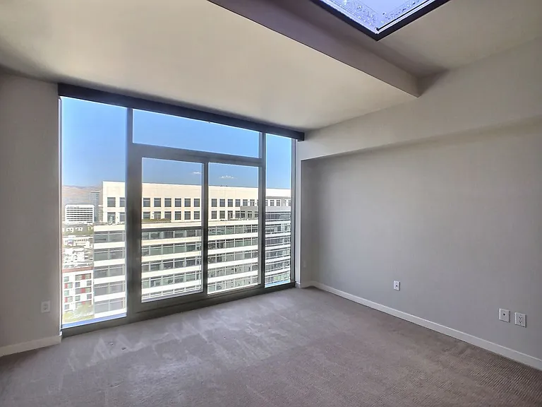 38 N Almaden Blvd #2006 — Photo 2