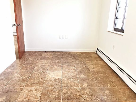 5th image of 3616 Astoria Blvd APT 2A