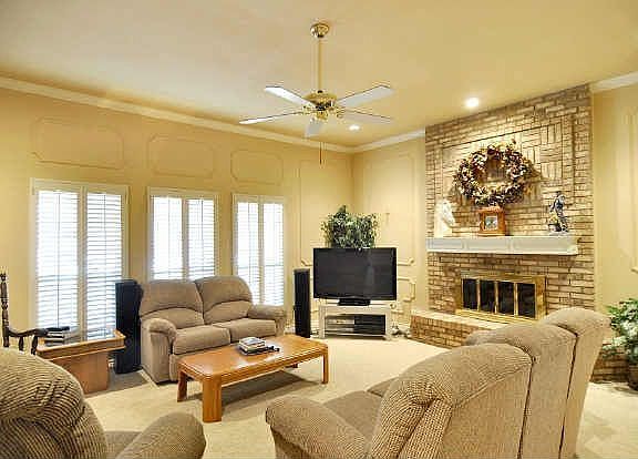 3rd image of 2209 Shadow Creek Ct