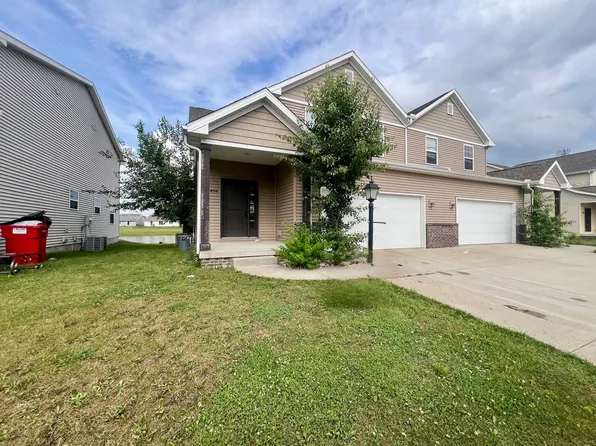 1404 Myrtle Beach Ave, Champaign, IL 61822